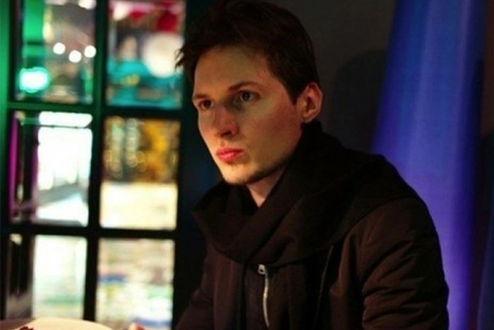 Тиньков обвинил Дуровых в инцесте и обещал помочь уволенному сотруднику Telegram