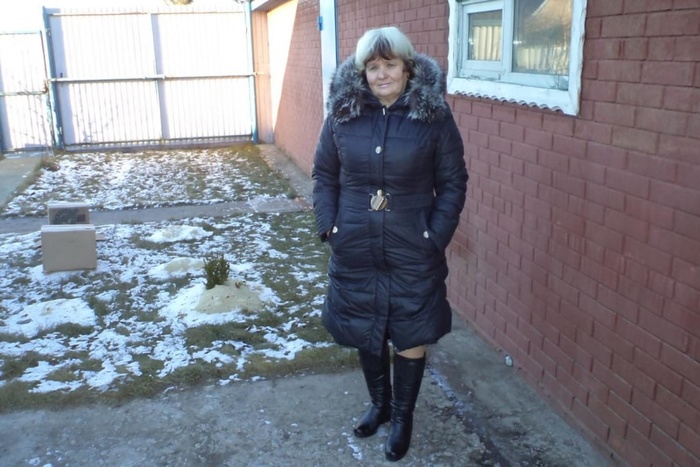 «Все, прямо сказать, офигели»: школьный сторож выиграла выборы в Омской области