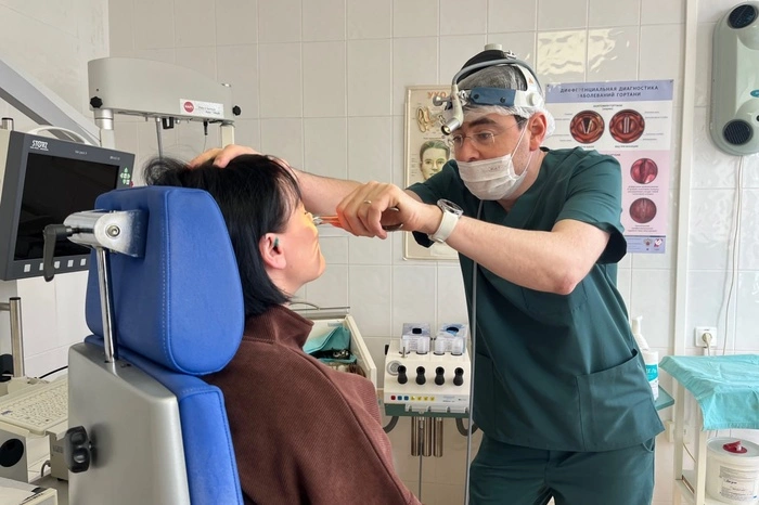 Врачи извлекли зубной имплант из носа екатеринбурженки