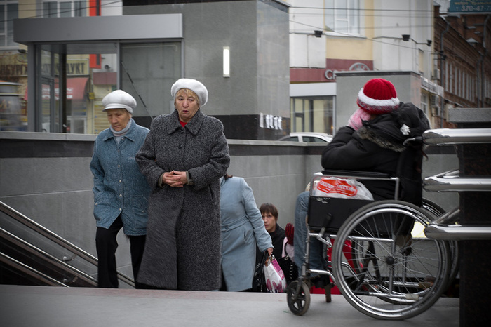В Екатеринбурге произошло чудо: инвалид-колясочник, просивший милостыню, пошел