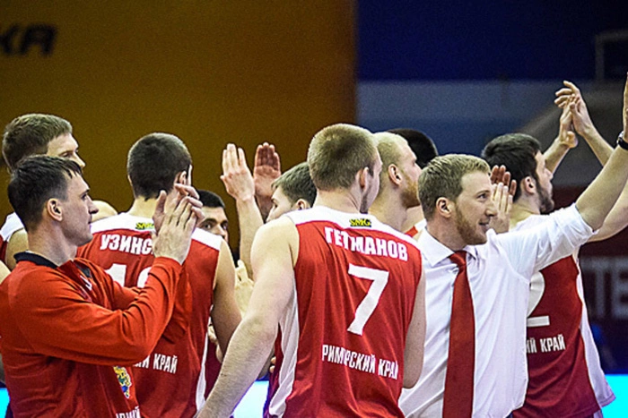 Баскетболисты «Урала» проиграли матч плей-офф суперлиги «Спартаку-Приморья»