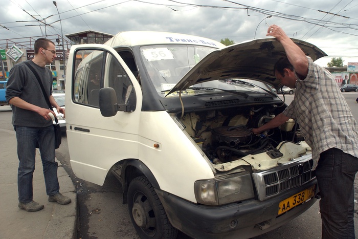 Мигрантам запретили работать на пассажирских перевозках в Челябинской области