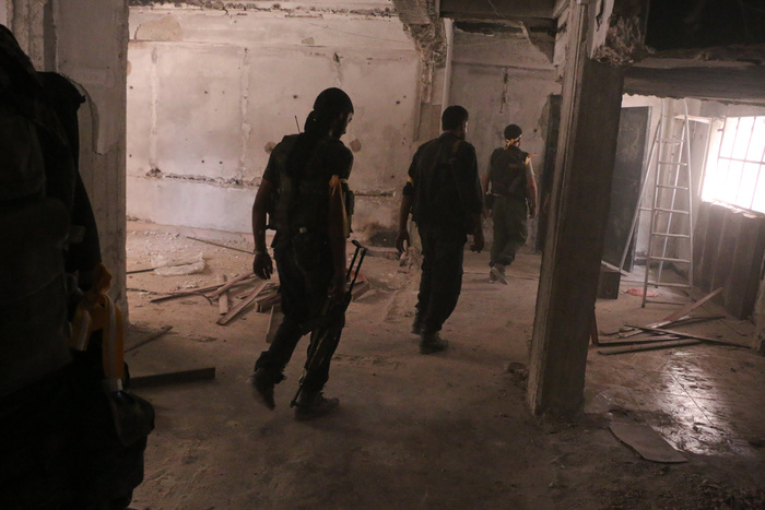 Пытавшегося сбежать в Сирию для лечения боевиков хабаровского врача осудили