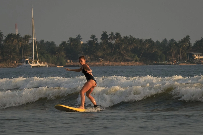Выезжающих за рубеж российских туристов предложили обложить налогом