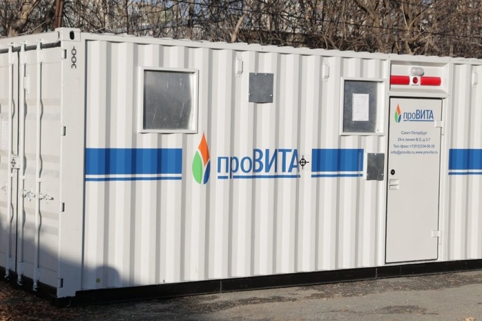 В Екатеринбург прибыла кислородная станция для «скорых»