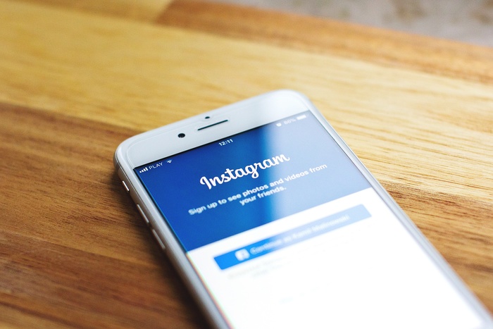 Instagram объявил, что будет удалять аккаунт пользователя за оскорбления в личных сообщениях