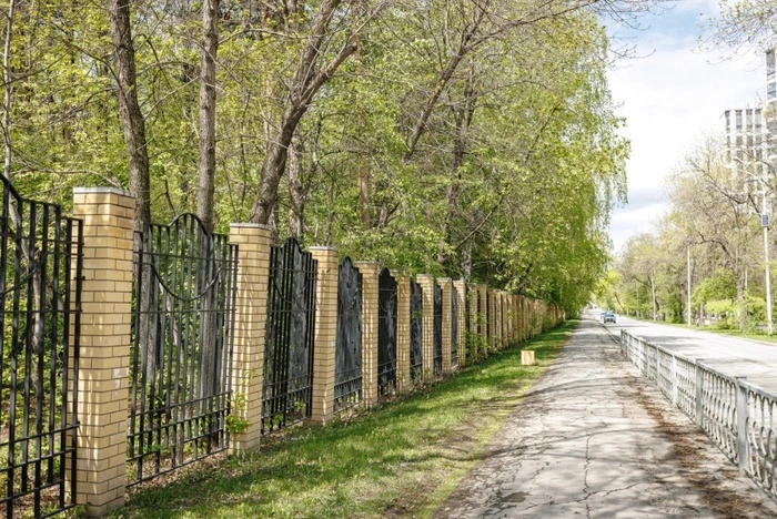 В Екатеринбурге закрыли вход в Летний парк «Уралмаш»