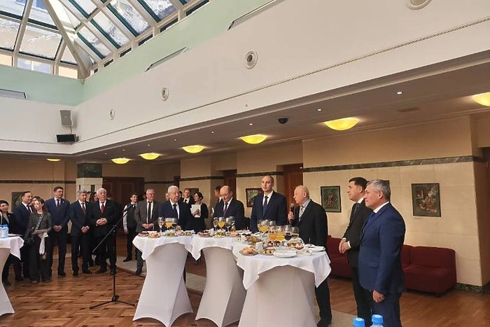 Экс-губернатор Евгений Куйвашев посетил торжественный прием в честь 92-летия Свердловской области