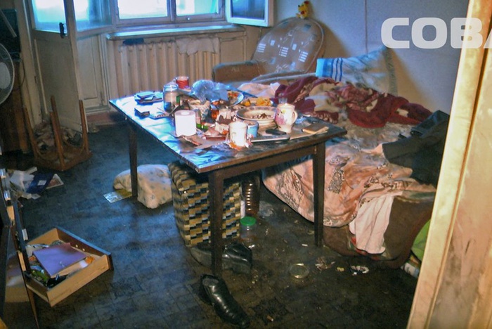Два человека погибли в пожаре квартиры на улице Латвийской