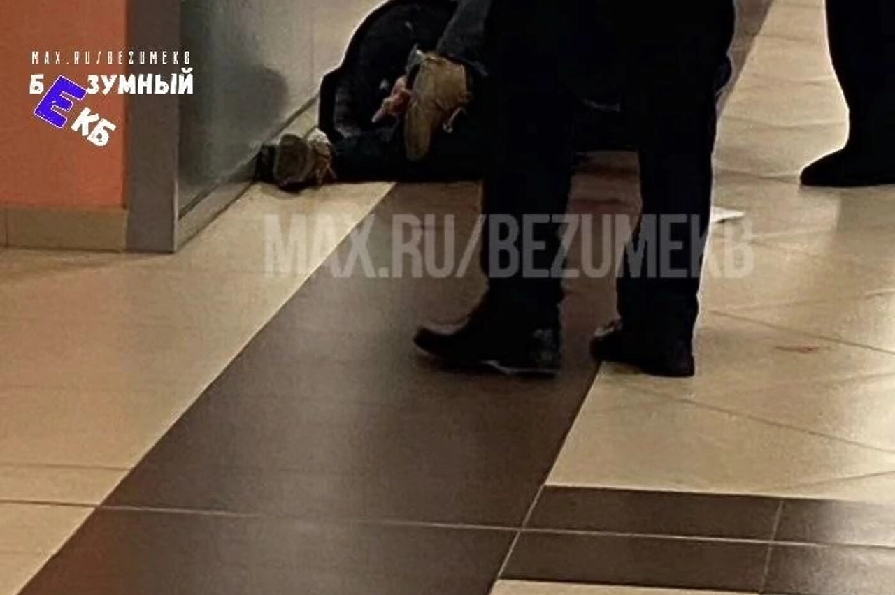 В «Карнавале» мужчина с ножом напал на посетителя «Ростикса»