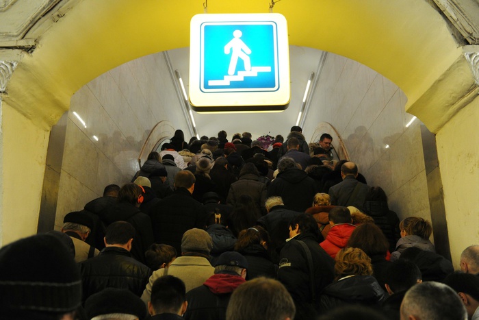 В метро Екатеринбурга увеличили интервалы между поездами