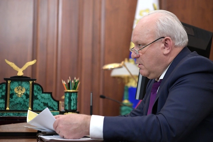 Это не люди, это бабки-ёжки: губернатор заклеймил противников пенсионной реформы