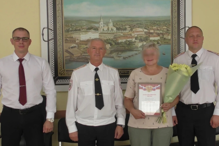 Пожилая свердловчанка спасла подругу от телефонных мошенников