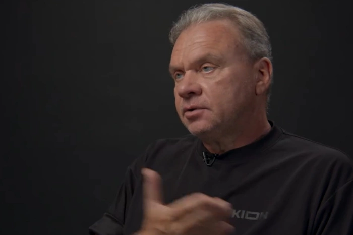 Основатель «4 канала» Игорь Мишин рассказал про участие в «голой вечеринке» и обыски в его доме