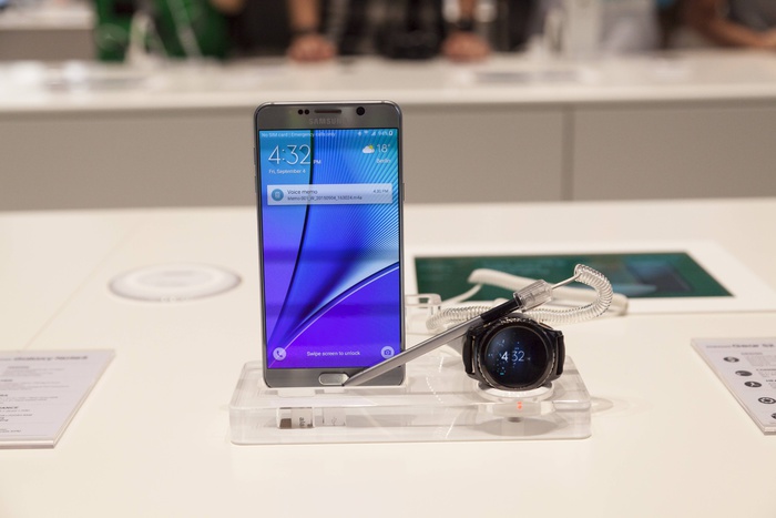 Samsung отзовет смартфоны Galaxy Note 7 из-за случаев воспламенения устройств