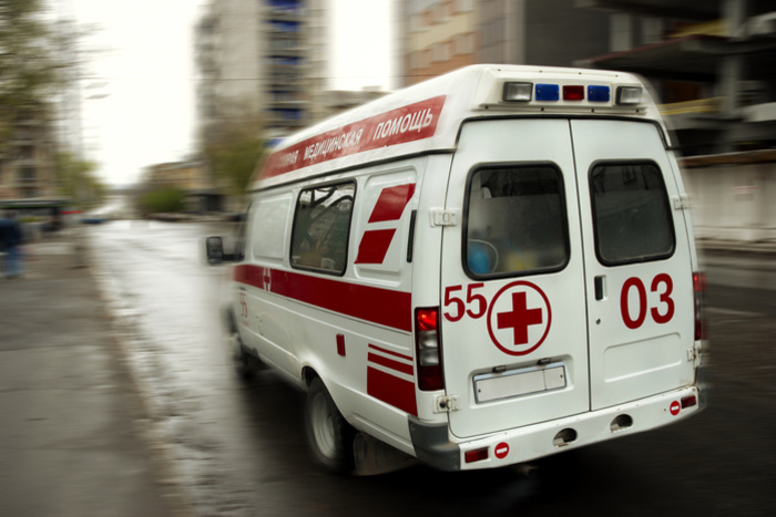 В Свердловской области девочка выпала из окна школы