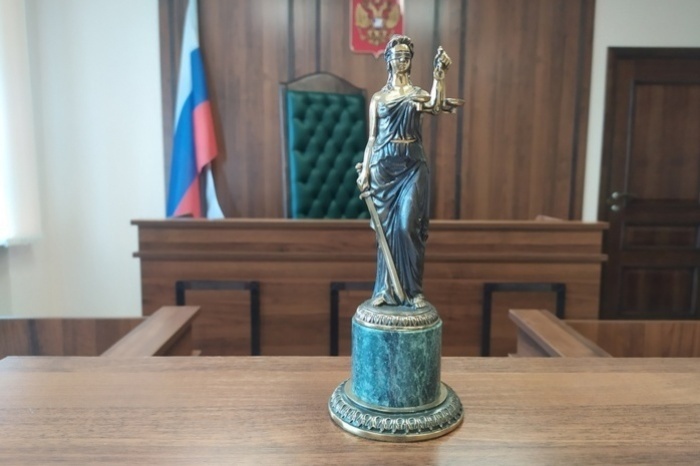 Бывший мэр Среднеуральска, обвиняемый в даче взятки силовику ФСБ, не явился в военный суд