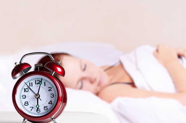 Резкое прерывание сна вредит здоровью человека
