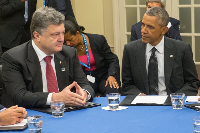 Обама объяснил прекращение огня на Украине санкциями против России