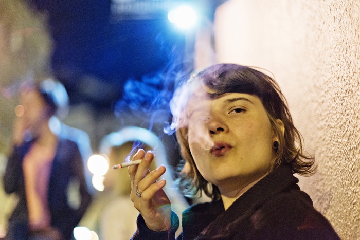 Госдума отказалась запрещать россиянкам младше 40 лет курить