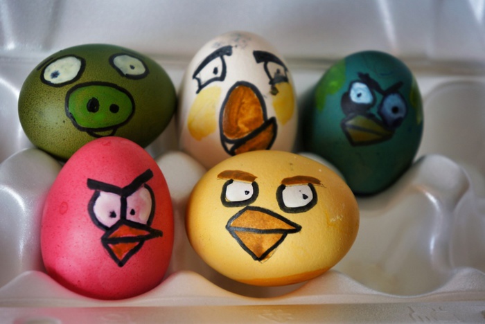 Почти половина россиян покрасят яйца к Пасхе