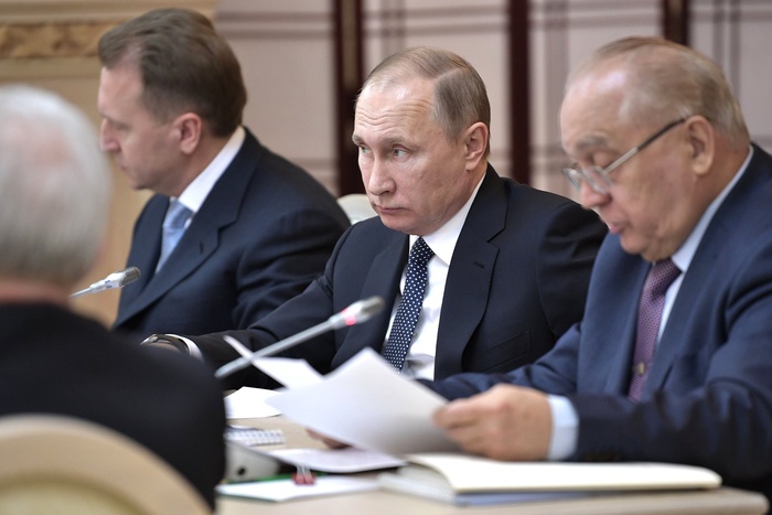 Киеву указали на его место в переговорах Путина и Трампа