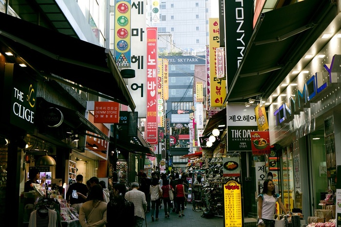 Ночные клубы назвали источником второй волны коронавируса в Южной Корее