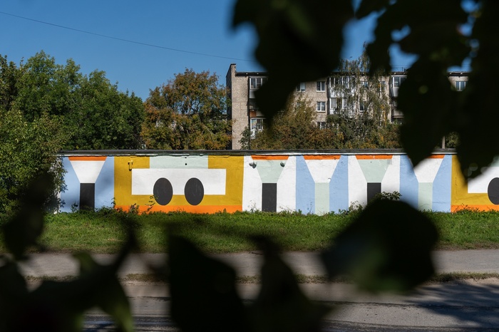 «Гараж» от московской художницы появился в рамках «Стенограффии» в Екатеринбурге
