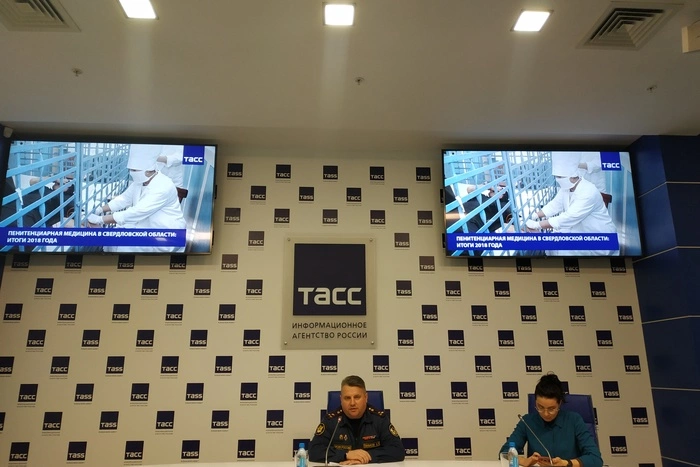 Медик ФСИН признал, что попадание за решетку провоцирует развитие туберкулеза