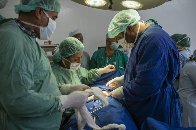 «Селфи» медсестры в операционной могли вбросить для увольнения главврача