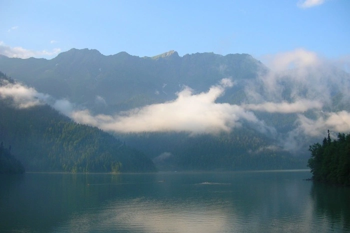 Абхазия отказалась проводить референдум о присоединении к России