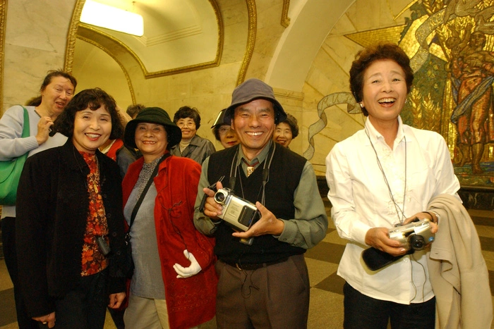 Петербургские депутаты высказались против иностранных гидов