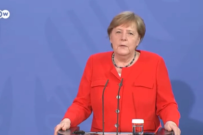 Политолог рассказал об ожиданиях от встречи Путина с Меркель