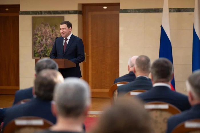 Евгений Куйвашев вручил государственные награды выдающимся уральцам (ФОТО)