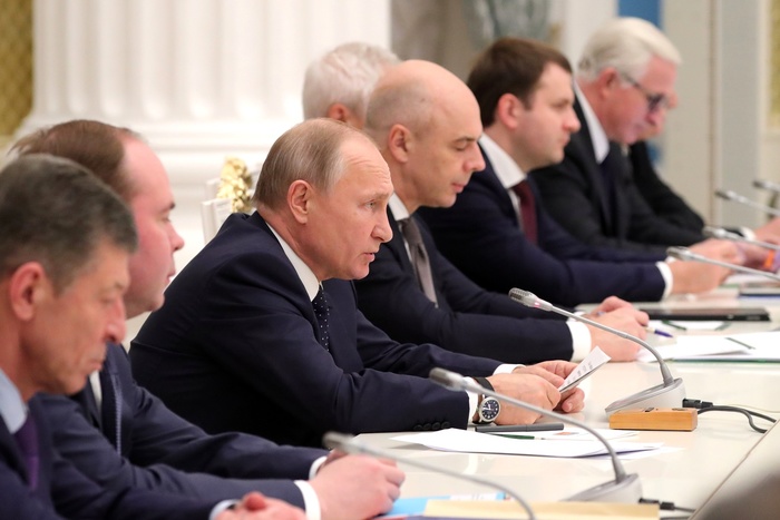 За закрытыми дверями Путин сообщил бизнесменам о супероружии