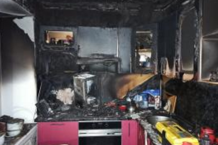 Екатеринбуржец устроил утечку газа в жилом доме и чуть не сжег квартиру