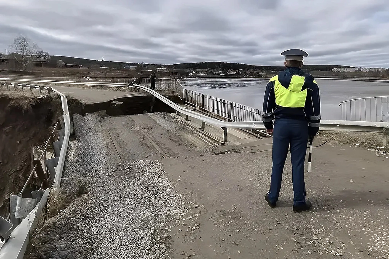 В Свердловской области уже 19 деревень отрезано от большой земли водой