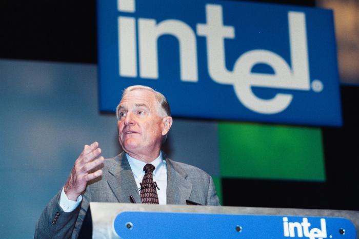 Intel рассказал о новом классе памяти в 1000 раз быстрее флеша