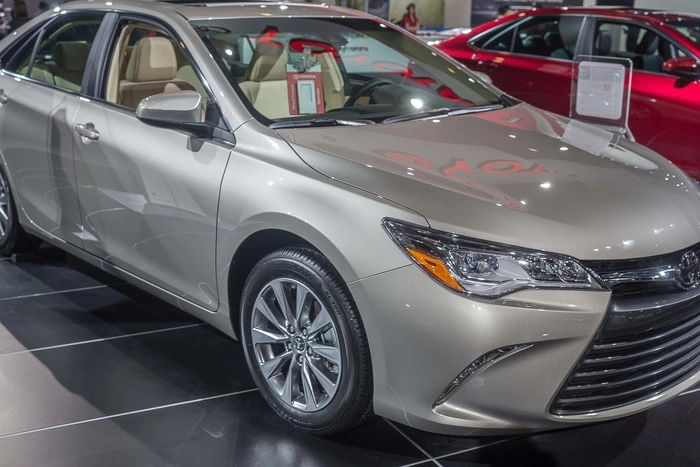 «На этих „Тойотах“ возят врачей на вызовы». В мэрии Екатеринбурга подтвердили покупку «Camry»