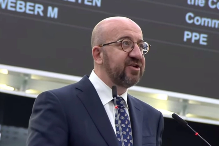 Евросоюз принял пятый пакет антироссийских санкций