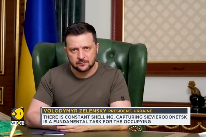 Жена Зеленского: О поставках вооружения муж советуется с 9-летним сыном