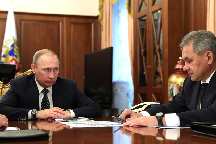 Путин обсудил с Совбезом продолжение операции ВКС в Сирии