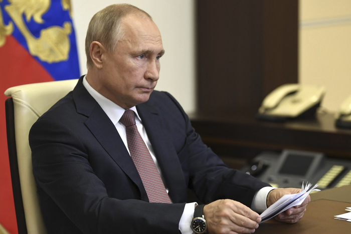 Путин потребовал срочно помочь Дагестану в борьбе с коронавирусом