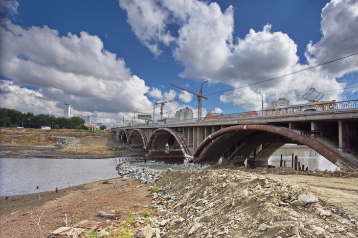 Белышев о пробках из-за перекрытия Макаровского моста: «Без этого никак»