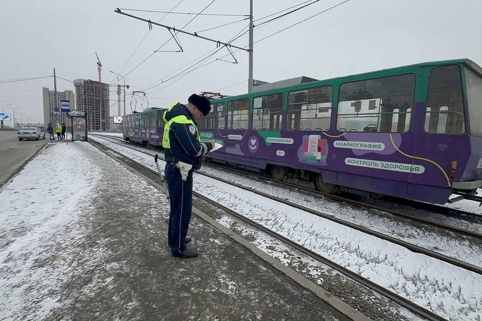 На Репина трамвай сбил 13-летнего мальчика