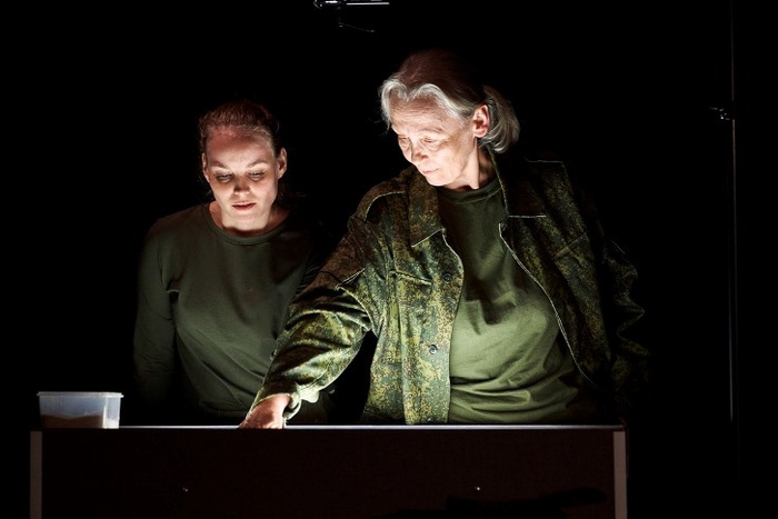 Свердловский театр драмы поставил пьесу «Корса» о герое ДНР Ольге Качуре