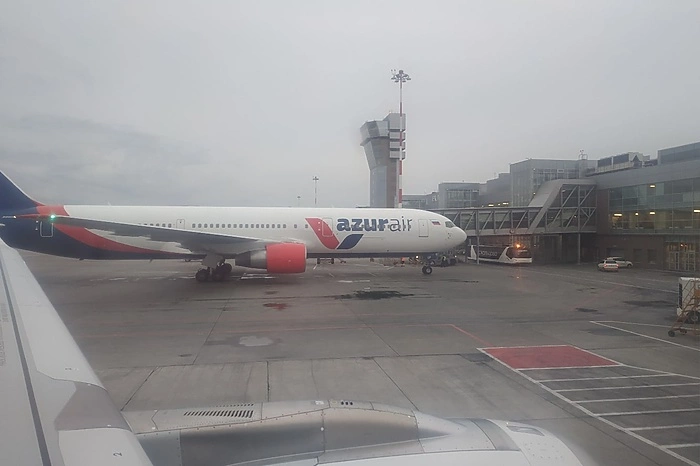 Росавиация запретила рейсы Utair и Azur air из Екатеринбурга за границу