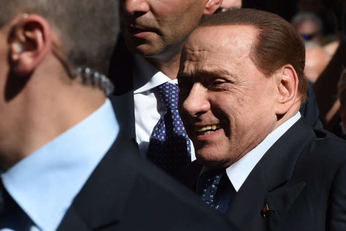 Песков: Путин не предлагал Берлускони стать министром