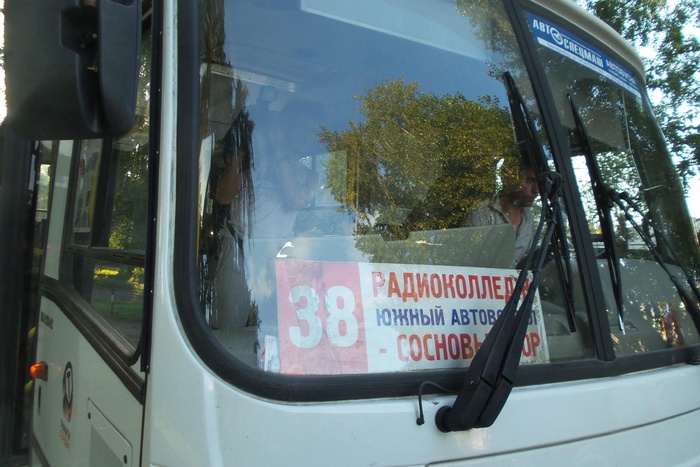 «Дорожный попрошайка» погиб под колесами автобуса в Екатеринбурге