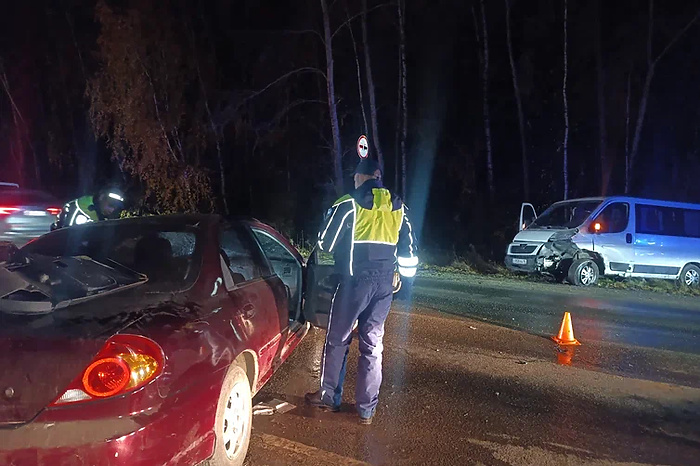 Водитель KIA погиб на Сибирском тракте в результате обгона